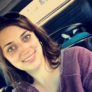 Meet your Posher, Brooke